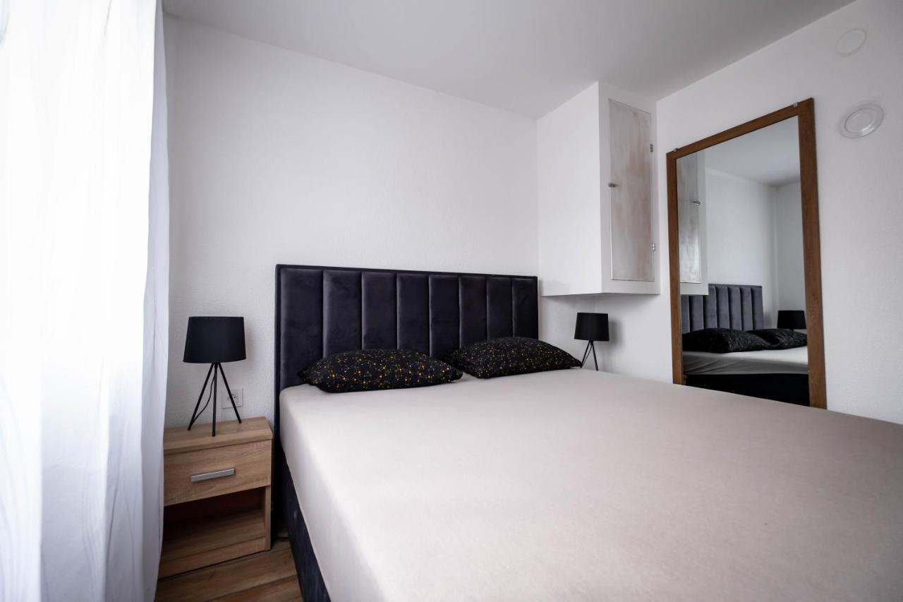 Studio Apartman Bueno * Pula
